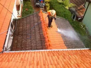 Read more about the article Roof Cleaning in Homestead: Why Kleanway Pressure Cleaning is Your Trusted Roof Cleaner